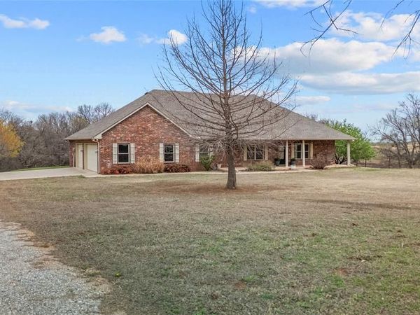 20929 140th Street, Maysville, OK 73057