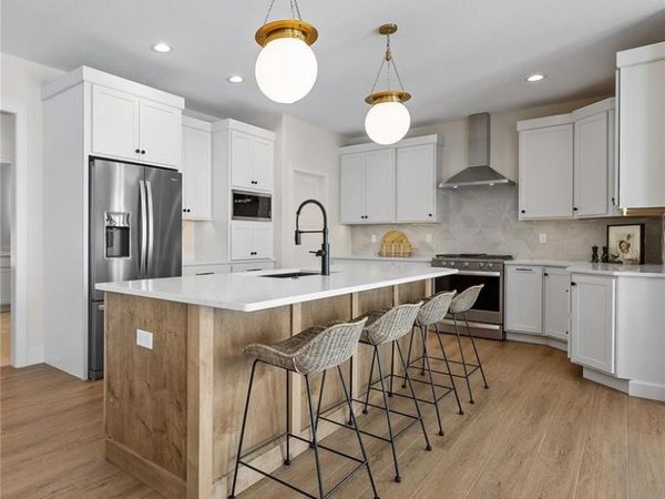 980 17th Ave SW , Mt Vernon, IA 52314