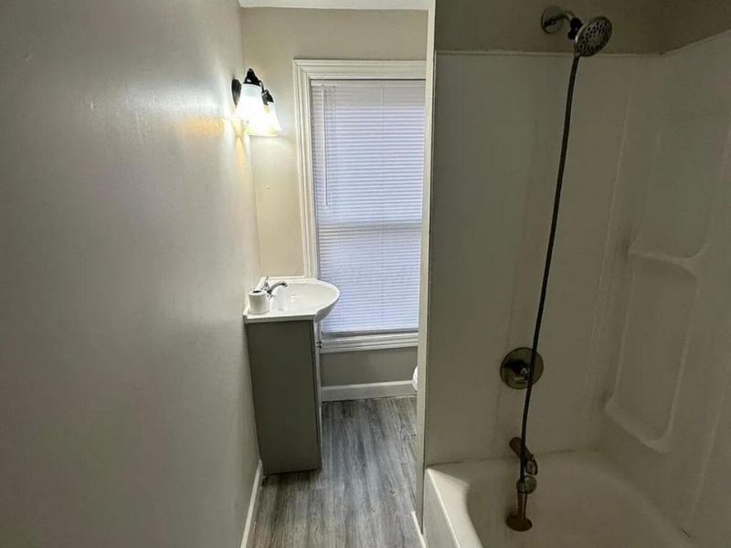 605 N Detroit Street, Bellefontaine, OH 43311 Photo 9