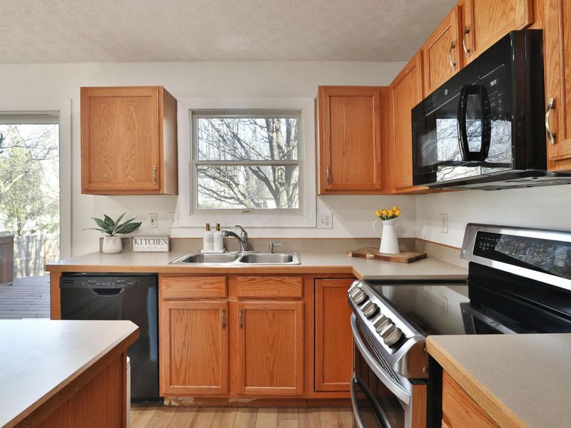 348 Holly Grove Road, Lewis Center, OH 43035 Photo 18