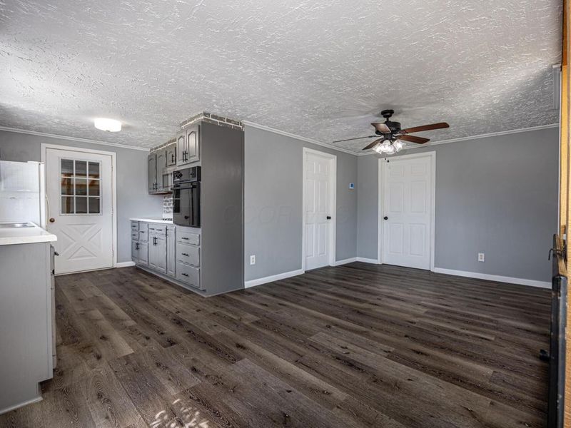 26140 Township Rd 37, Coshocton, OH 43812 Photo 8