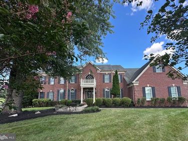 41113 CANONGATE DRIVE , LEESBURG, VA 20175