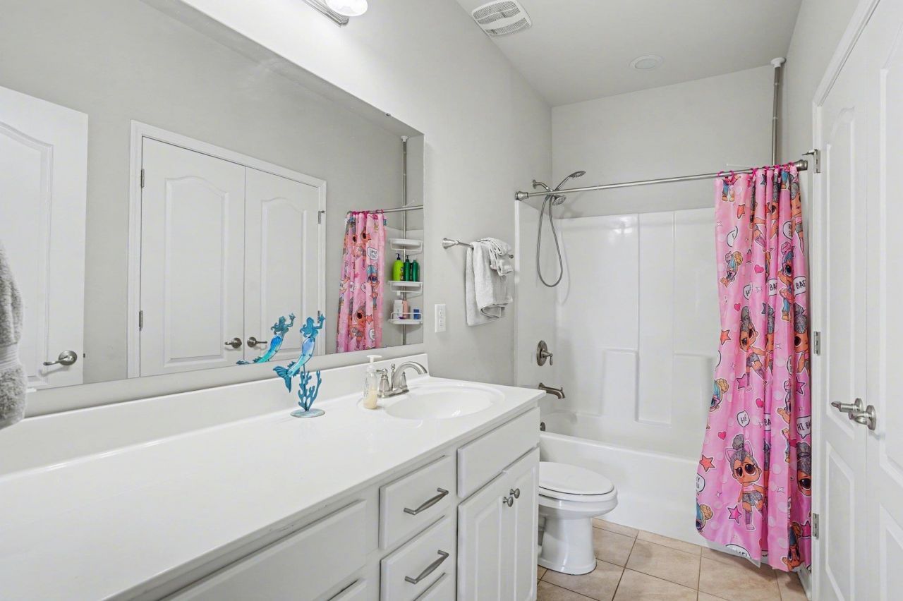 193 Terra Vista Dr. Photo 26