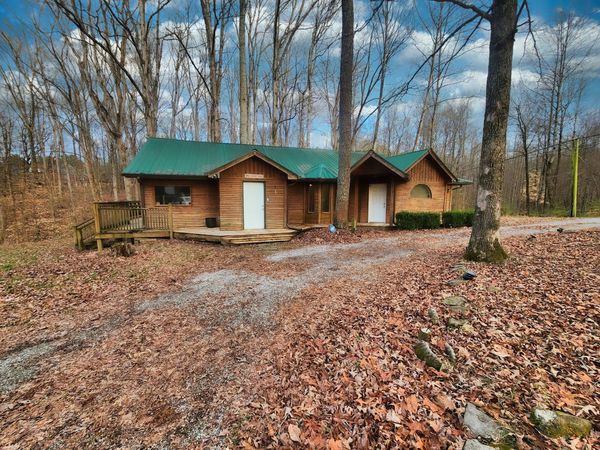 932 Hayes Rd , Lawrenceburg, TN 38464