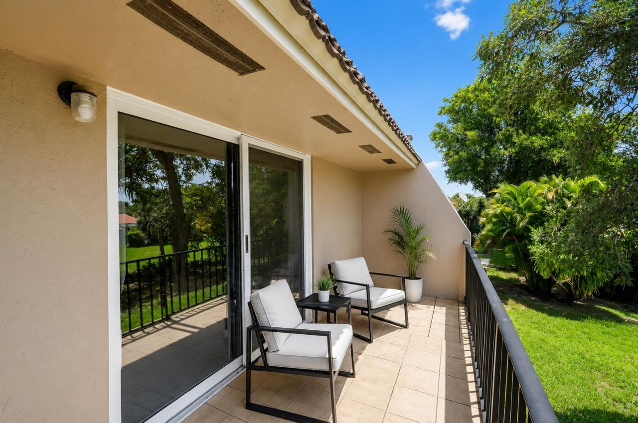 9050 NW 28th Street, Unit 123, Coral Springs, FL 33065 Photo