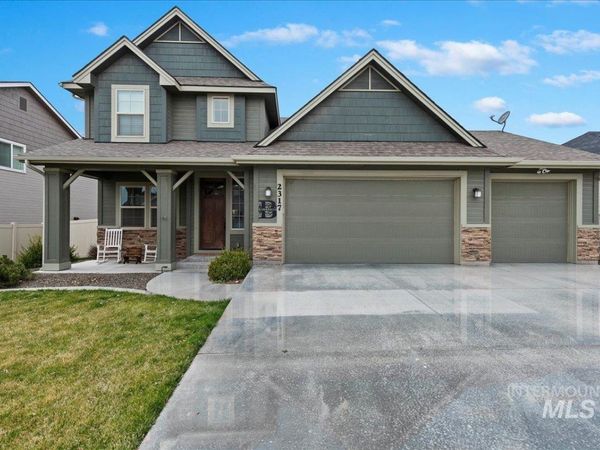 2317 N Van Dyke Ave, Kuna, ID 83634