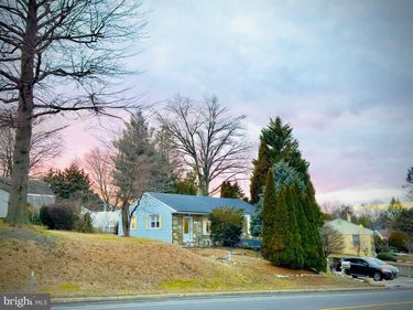 220 COUNTY LINE ROAD, PHILADELPHIA, PA 19116