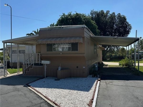 7000 E GAGE AVE, Unit 21, Bell Gardens, CA 90201