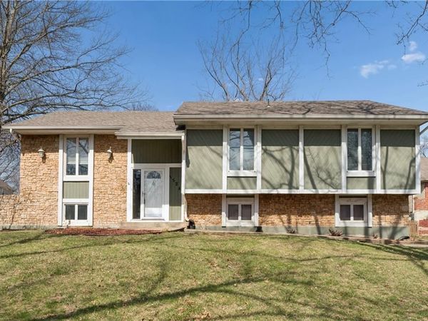 1524 NE 99TH Street, Kansas City, MO 64155