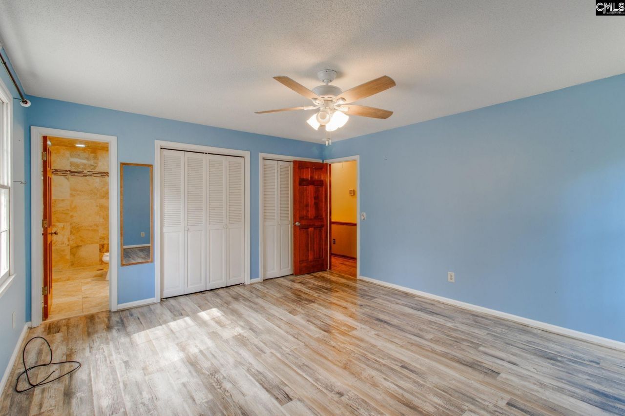 335 Howell Road  Photo 24