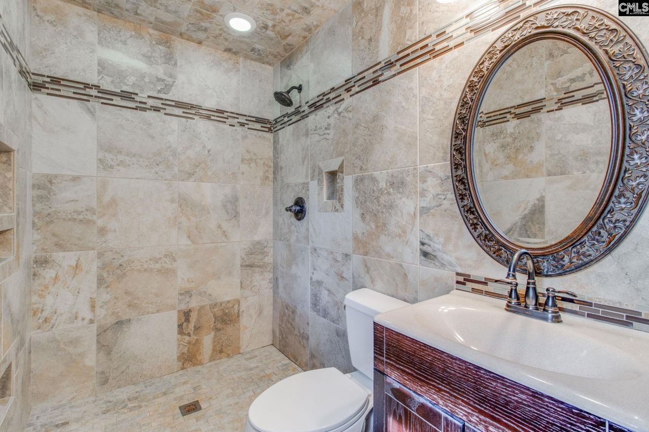 335 Howell Road  Photo 25