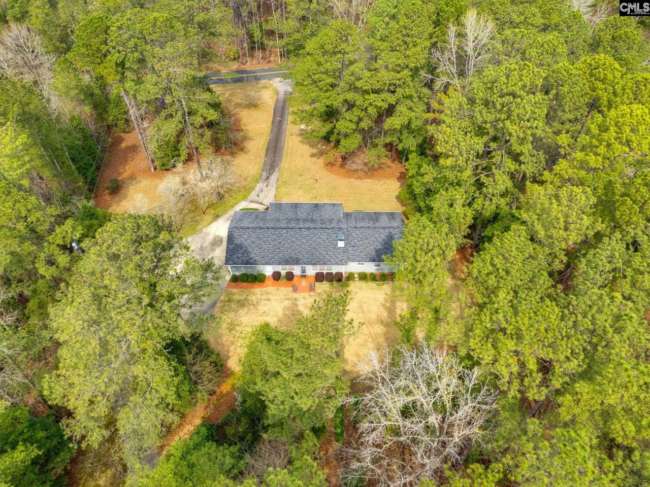 335 Howell Road  Photo 41