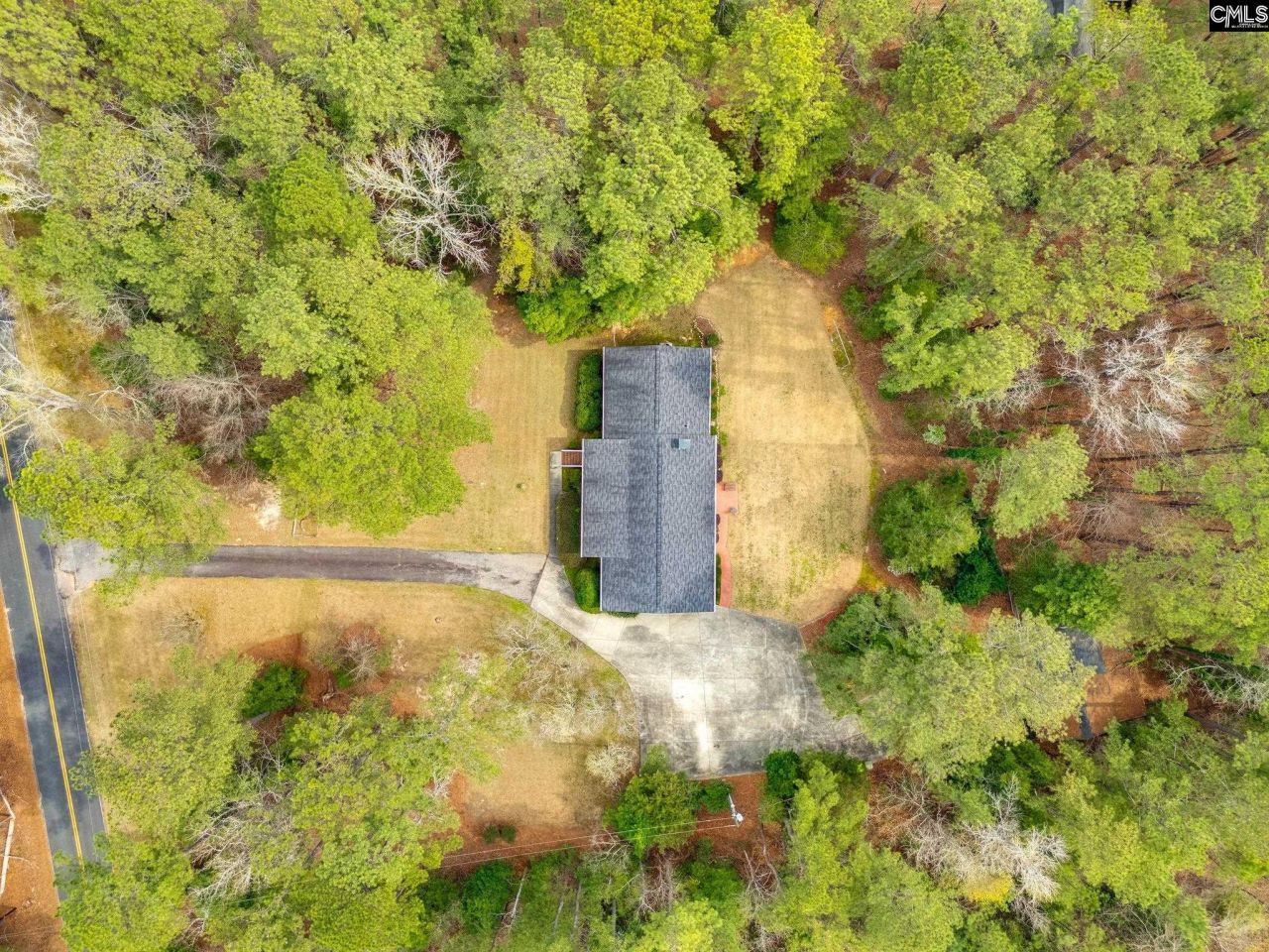 335 Howell Road  Photo 42