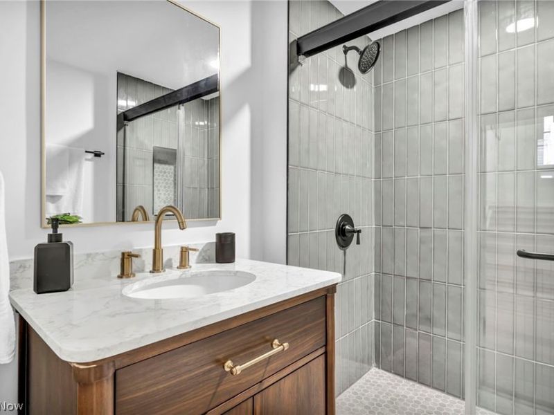 17705 Susan Avenue, Cleveland, OH 44111 Photo 20