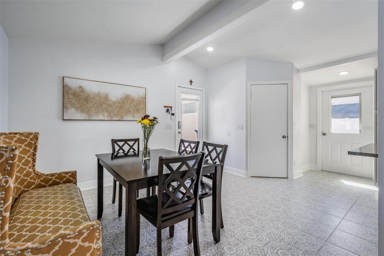 7307 N Highland Avenue, Tampa, FL 33604 Photo