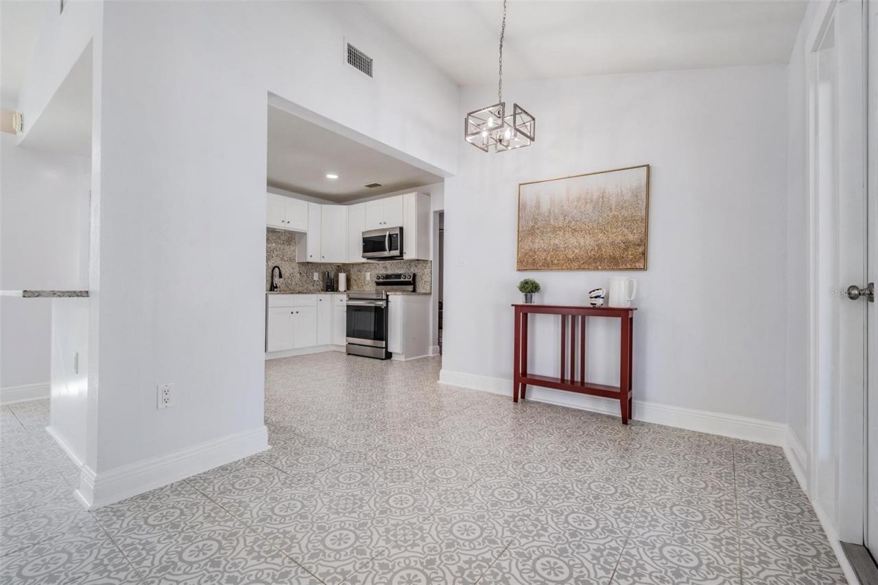 7307 N Highland Avenue, Tampa, FL 33604 Photo