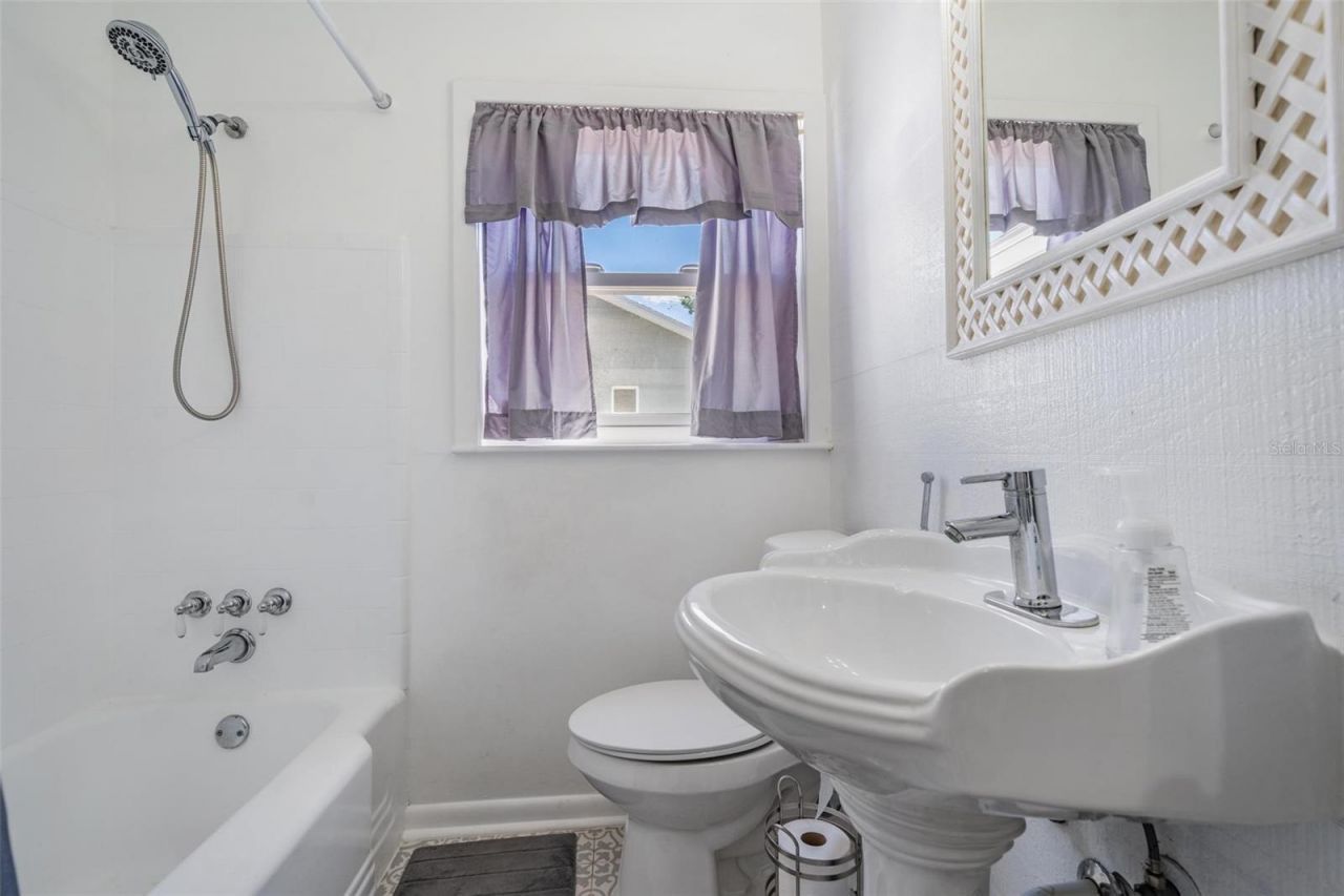 7307 N Highland Avenue, Tampa, FL 33604 Photo