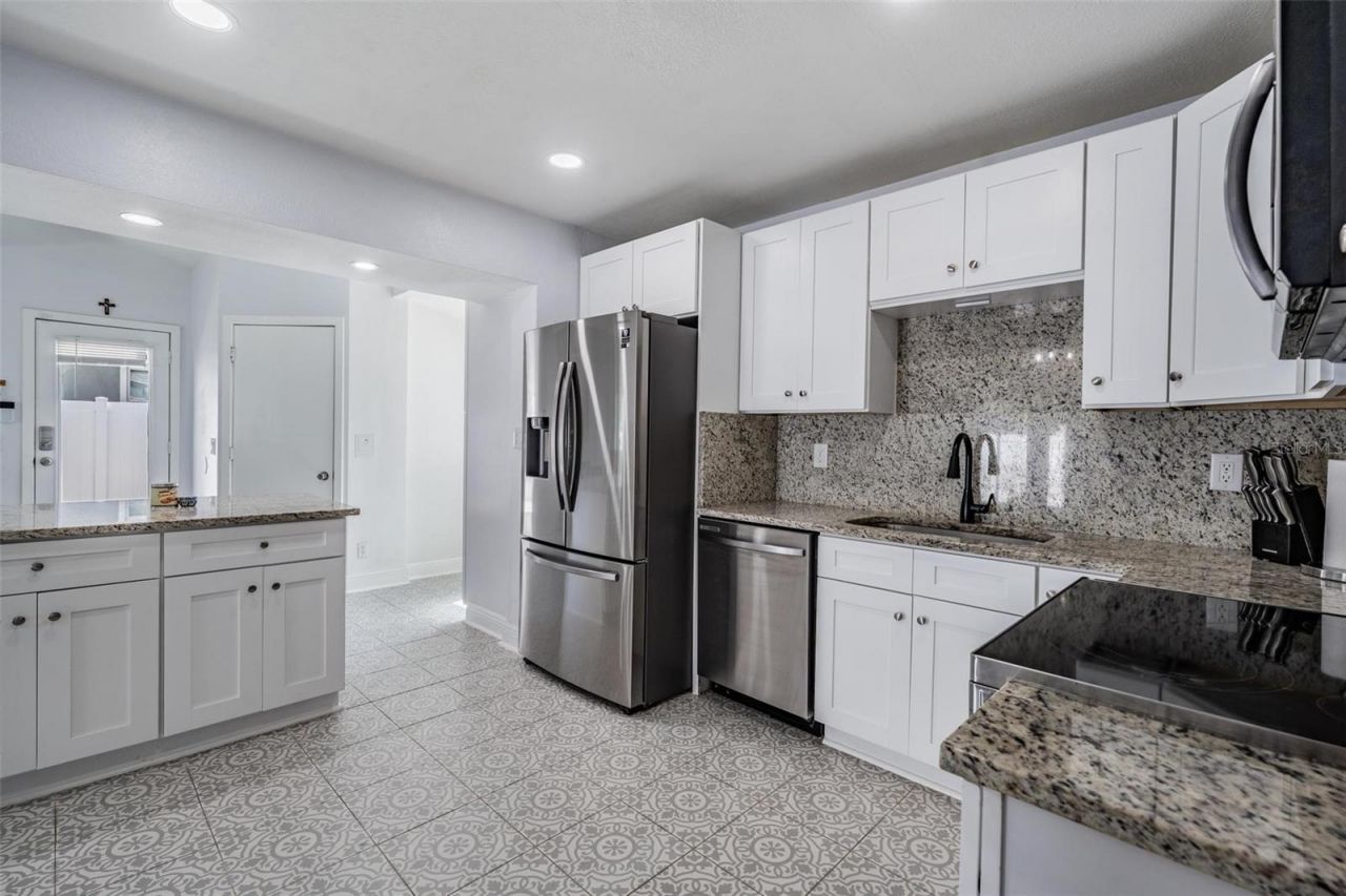 7307 N Highland Avenue, Tampa, FL 33604 Photo