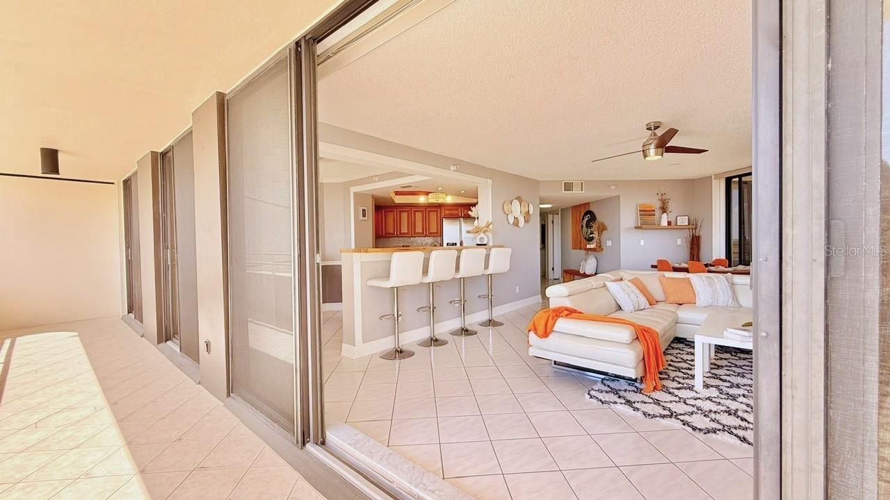 5940 Pelican Bay Plaza S, Unit 1105, Gulfport, FL 33707 Photo