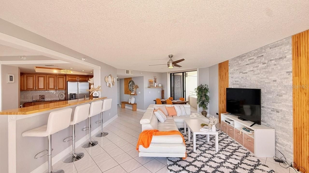 5940 Pelican Bay Plaza S, Unit 1105, Gulfport, FL 33707 Photo