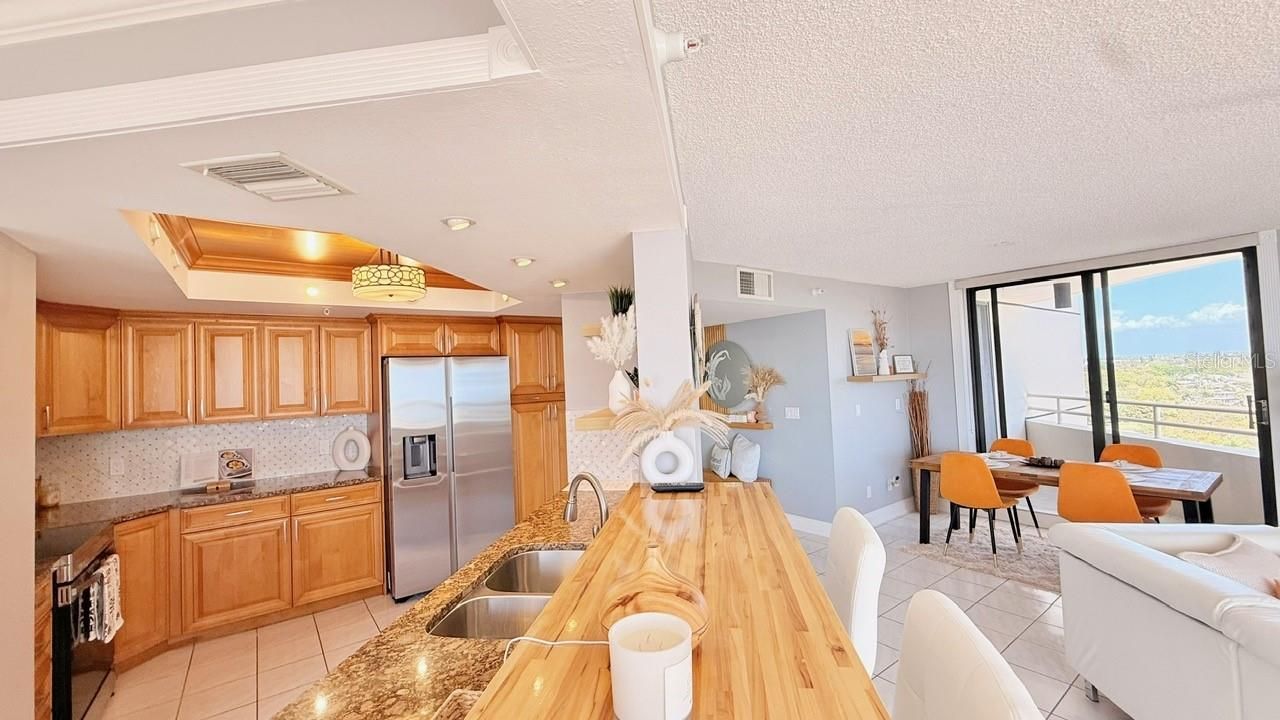 5940 Pelican Bay Plaza S, Unit 1105, Gulfport, FL 33707 Photo