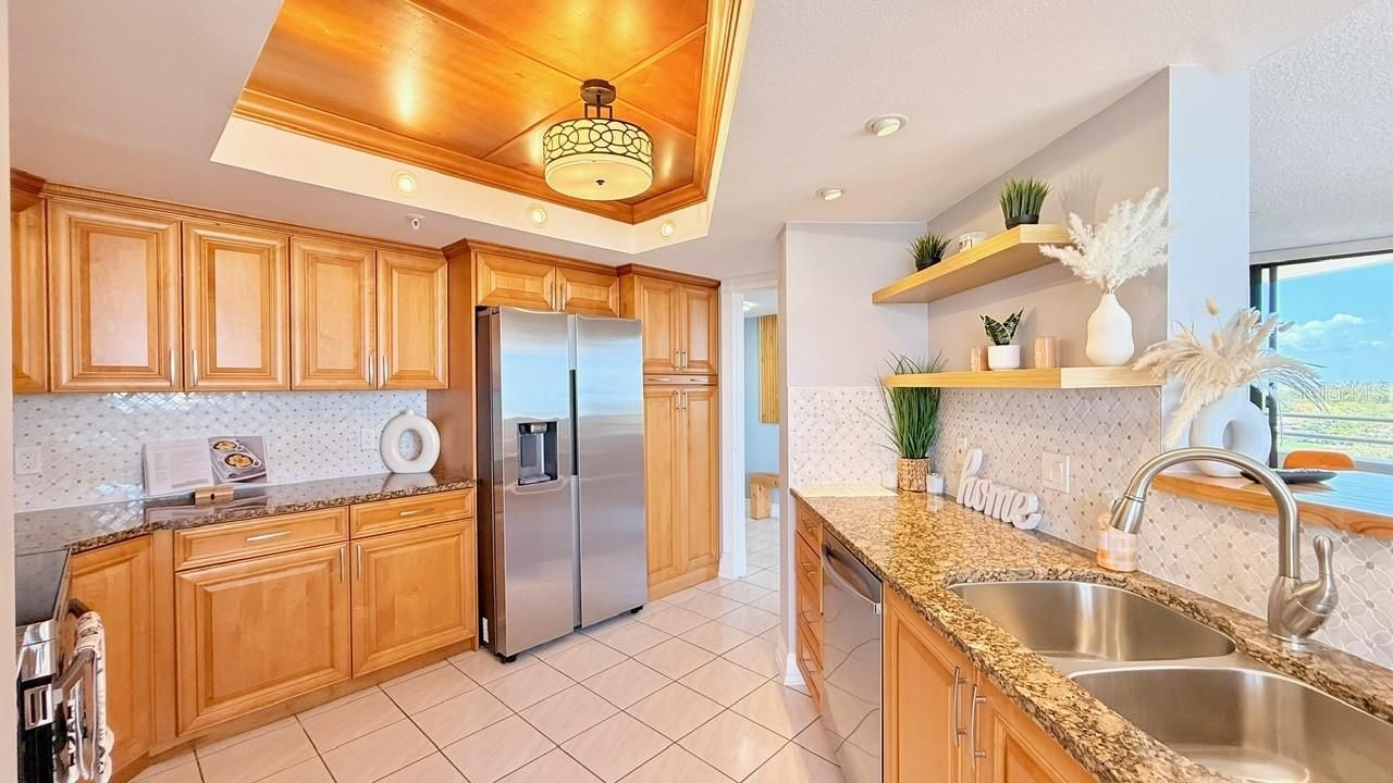 5940 Pelican Bay Plaza S, Unit 1105, Gulfport, FL 33707 Photo
