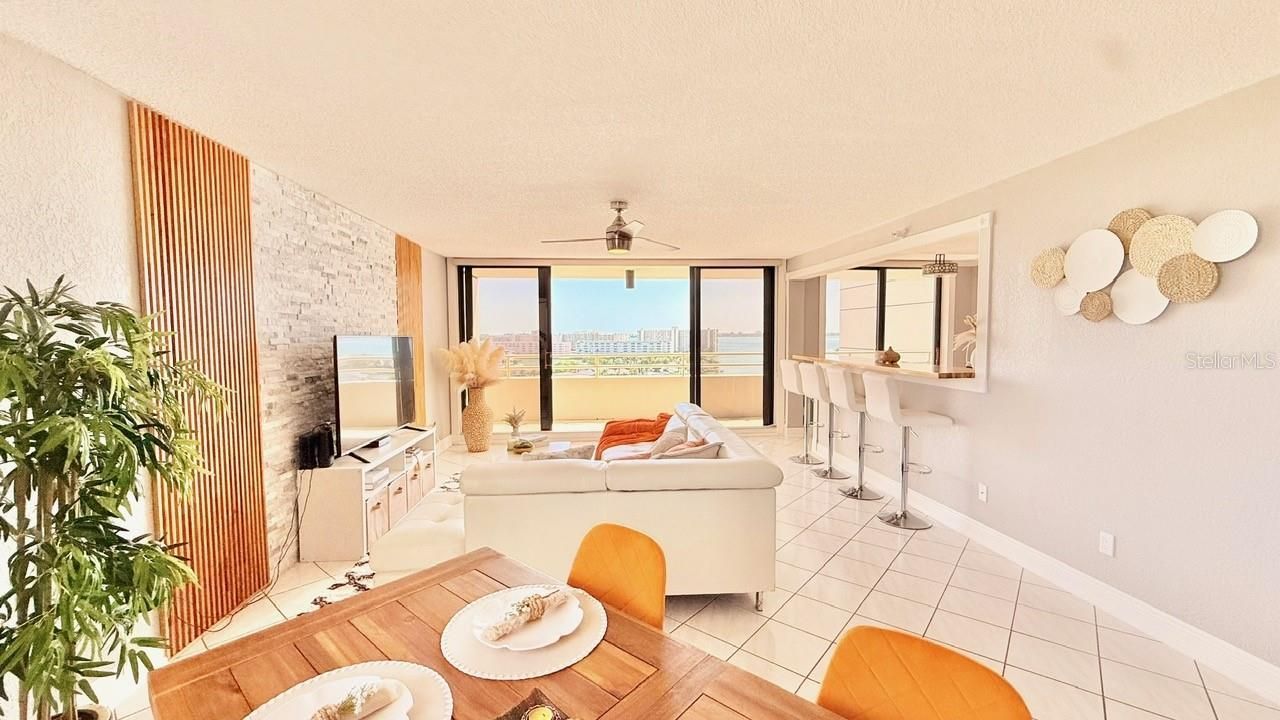 5940 Pelican Bay Plaza S, Unit 1105, Gulfport, FL 33707 Photo