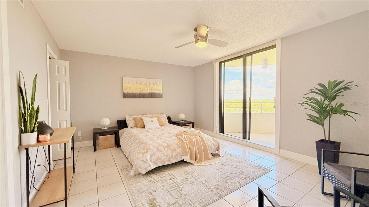 5940 Pelican Bay Plaza S, Unit 1105, Gulfport, FL 33707 Photo