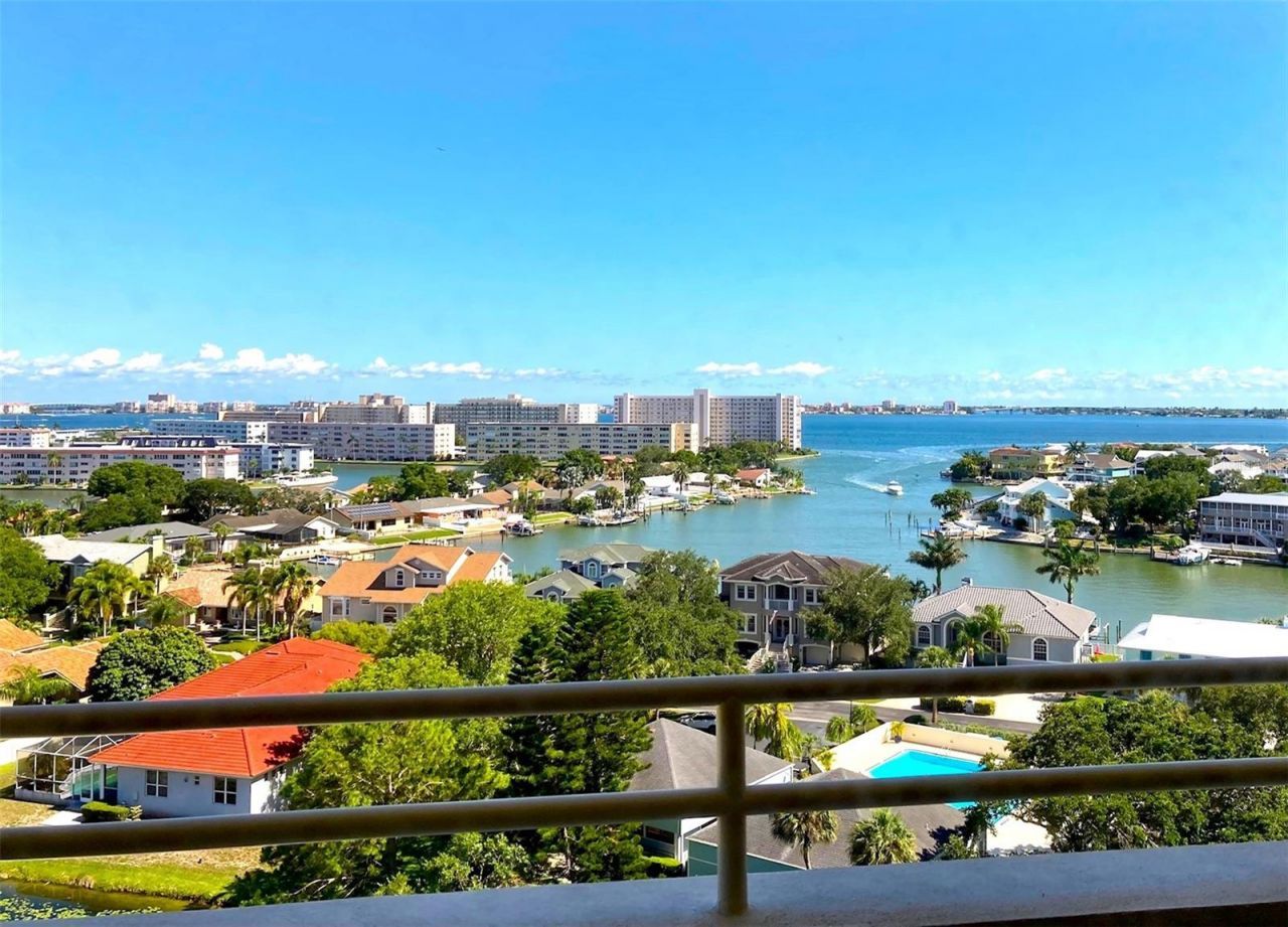 5940 Pelican Bay Plaza S, Unit 1105, Gulfport, FL 33707 Photo