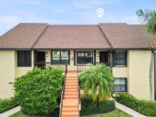 4698 Lucerne Lakes Boulevard E, Unit 202, Lake Worth, FL 33467