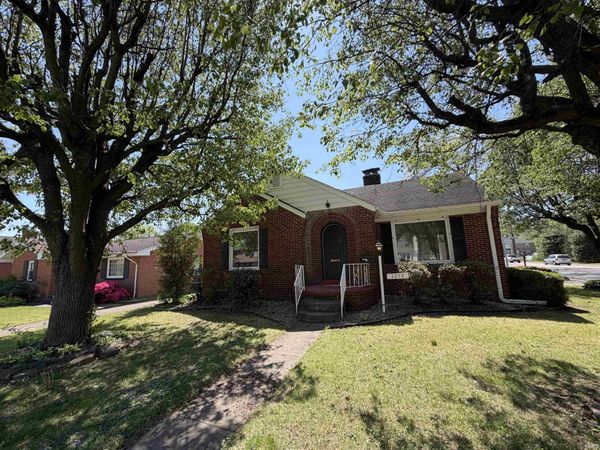 3203 E Blackford Avenue, Evansville, IN 47714