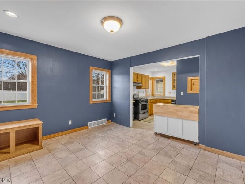 4909 Burger Avenue, Cleveland, OH 44109 Photo 14