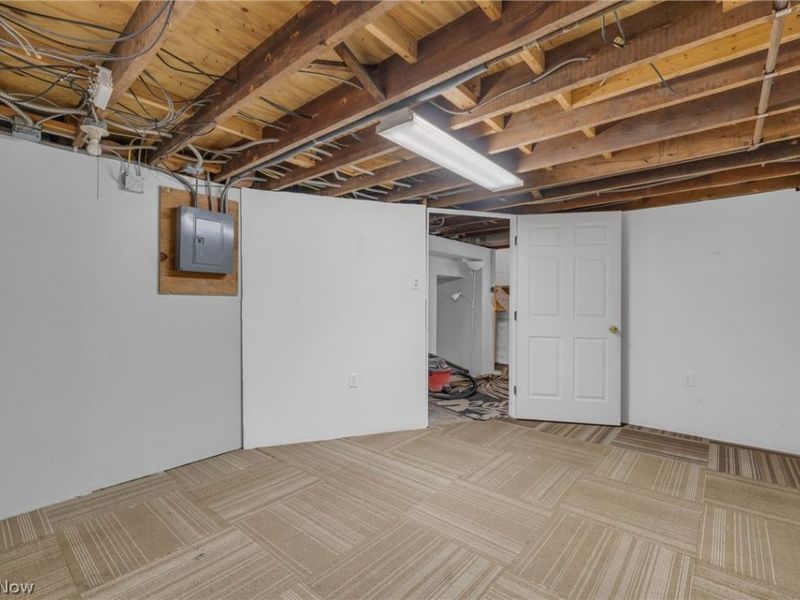 4909 Burger Avenue, Cleveland, OH 44109 Photo 25