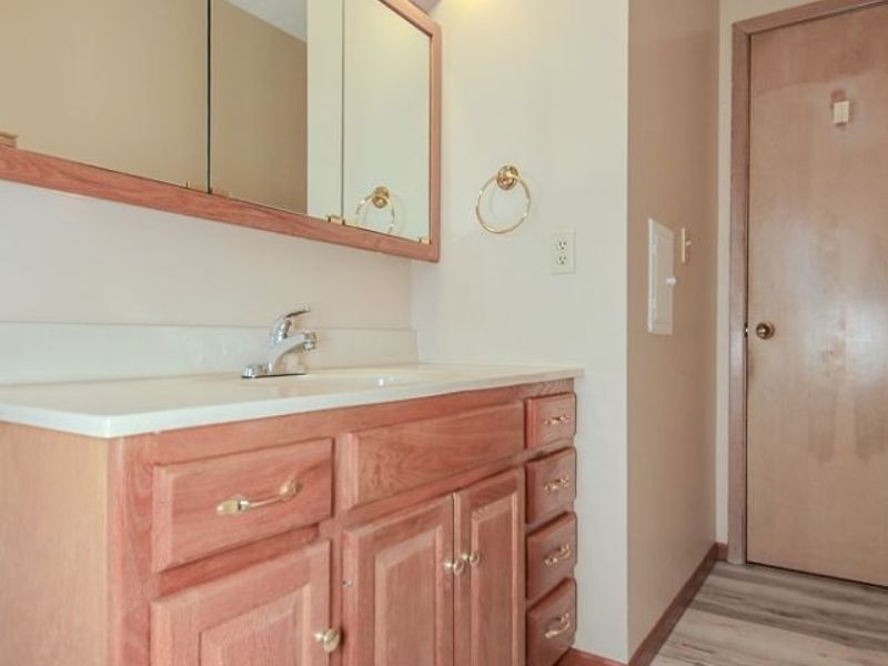 30224 Regent Road, Wickliffe, OH 44092 Photo 12