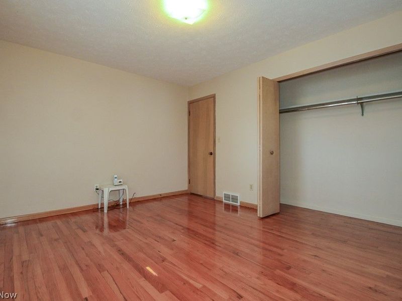 30224 Regent Road, Wickliffe, OH 44092 Photo 15