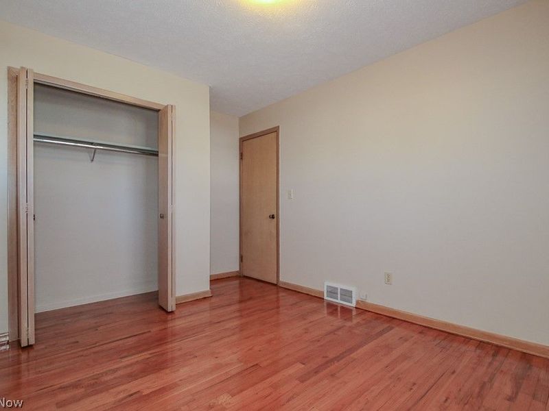 30224 Regent Road, Wickliffe, OH 44092 Photo 17