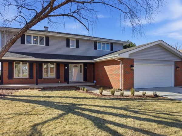 15654 S 82nd Avenue, Orland Park, IL 60462