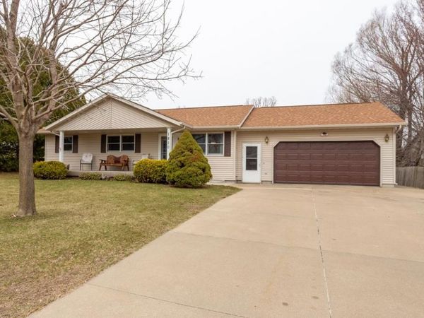 1810 15th Street, Hazel Green, WI 53811