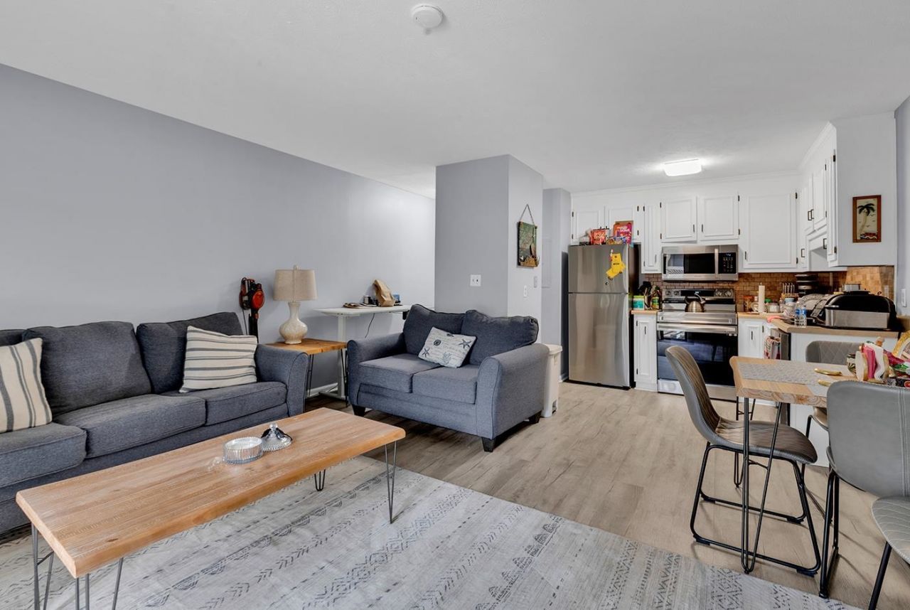 200 Maison Dr. Photo 4