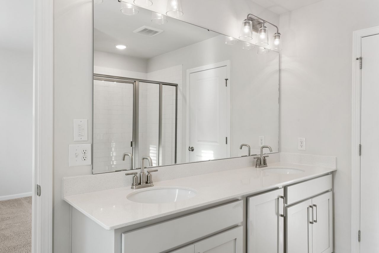 5226 New Palm Court Photo 16