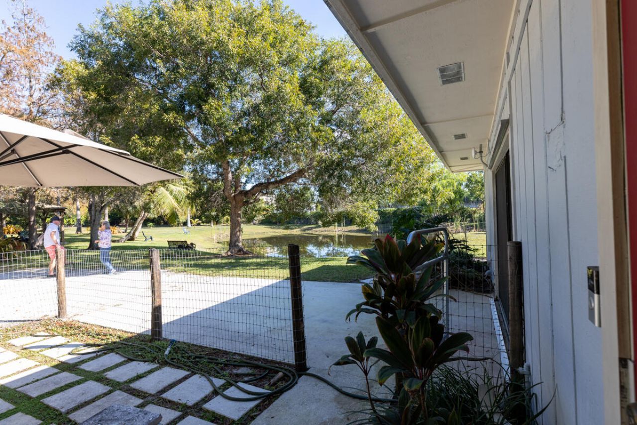 180 Elaine Road, West Palm Beach, FL 33415 Photo