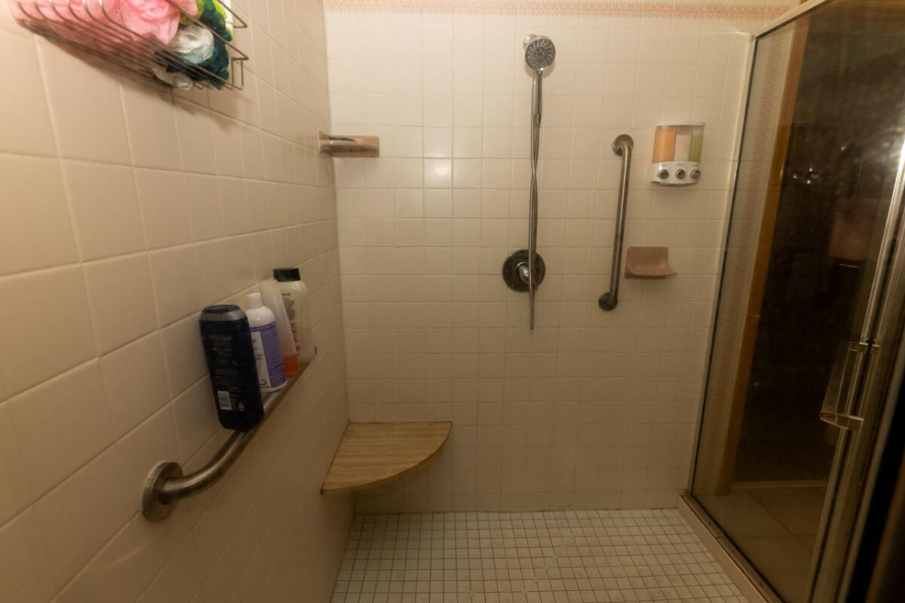 180 Elaine Road, West Palm Beach, FL 33415 Photo