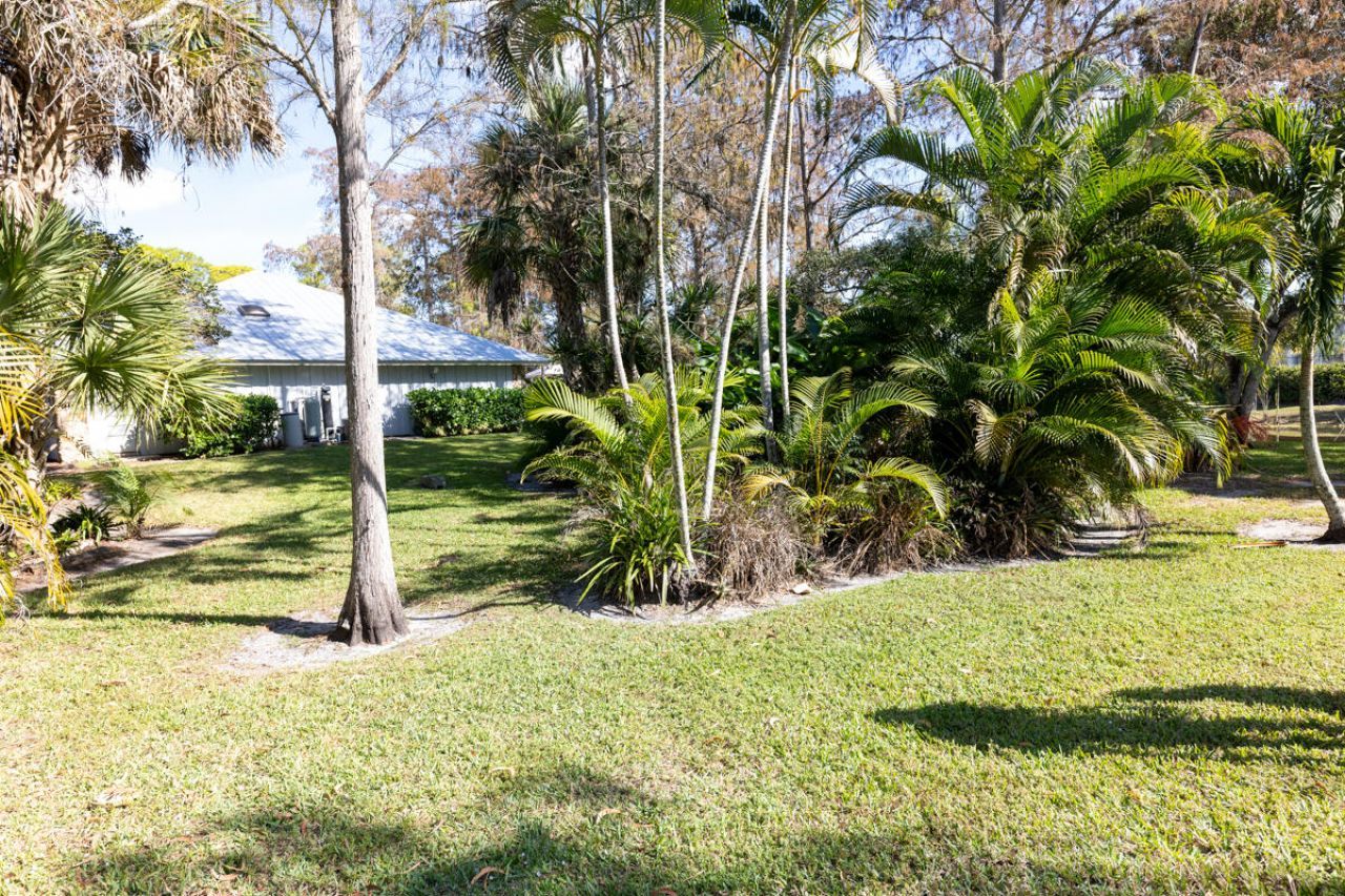 180 Elaine Road, West Palm Beach, FL 33415 Photo