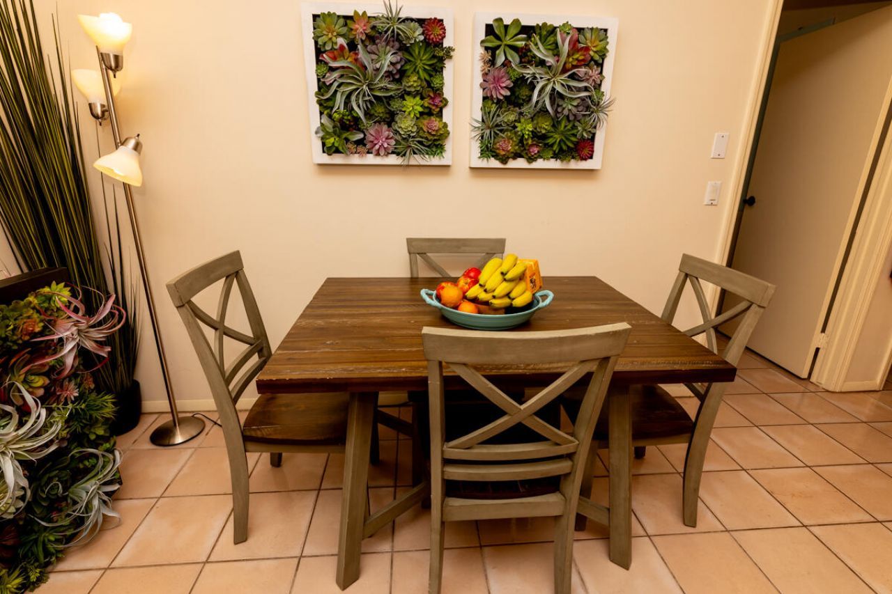 180 Elaine Road, West Palm Beach, FL 33415 Photo