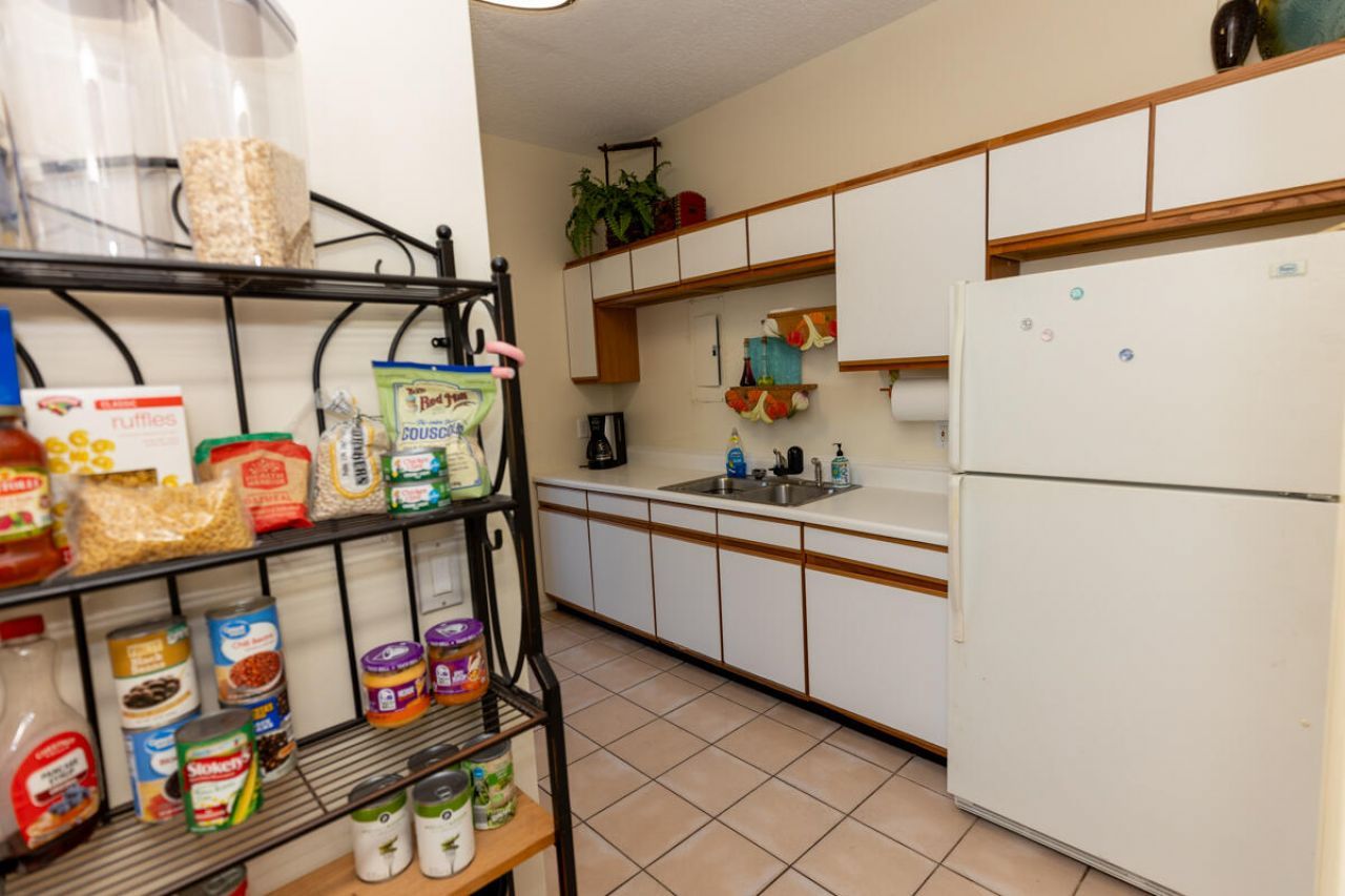 180 Elaine Road, West Palm Beach, FL 33415 Photo