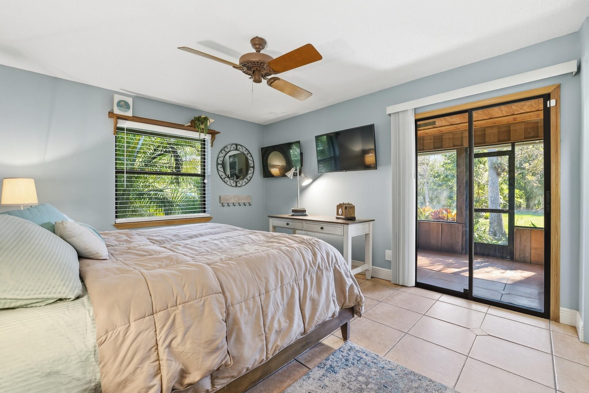 180 Elaine Road, West Palm Beach, FL 33415 Photo