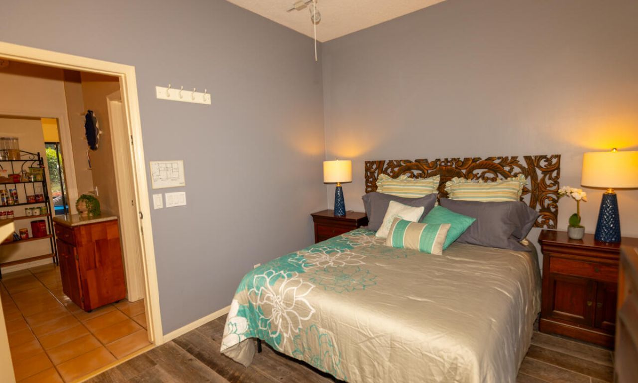 180 Elaine Road, West Palm Beach, FL 33415 Photo