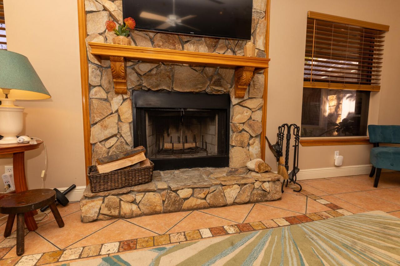 180 Elaine Road, West Palm Beach, FL 33415 Photo