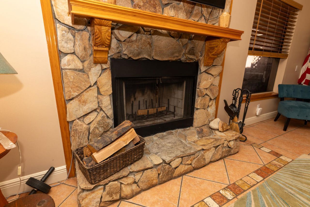 180 Elaine Road, West Palm Beach, FL 33415 Photo