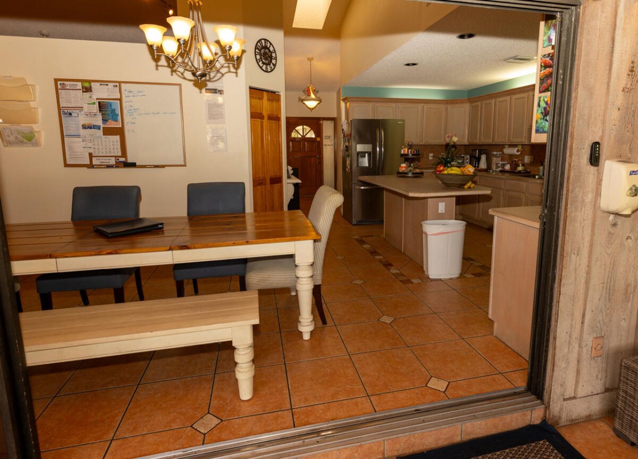 180 Elaine Road, West Palm Beach, FL 33415 Photo